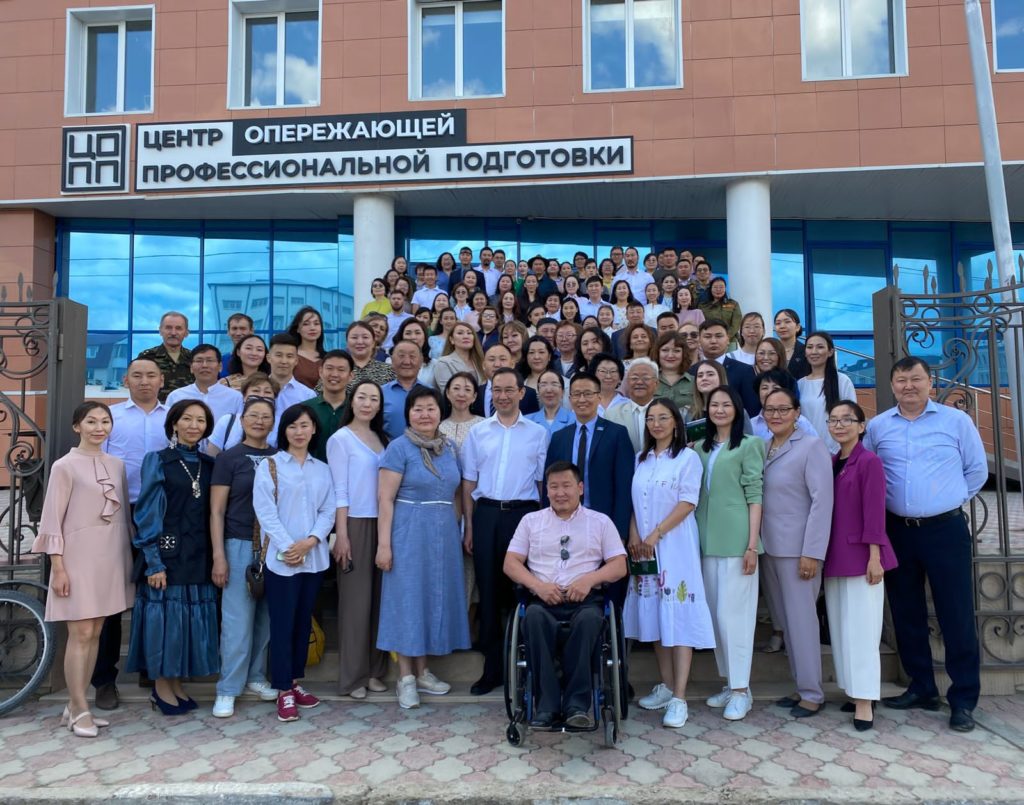 Встреча Главы Якутии с победителями конкурса грантов Главы РС (Я)