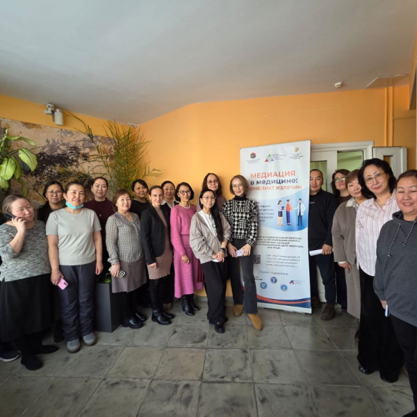 Занятия проекта продолжаются: администрация учится бесконфликтному общению