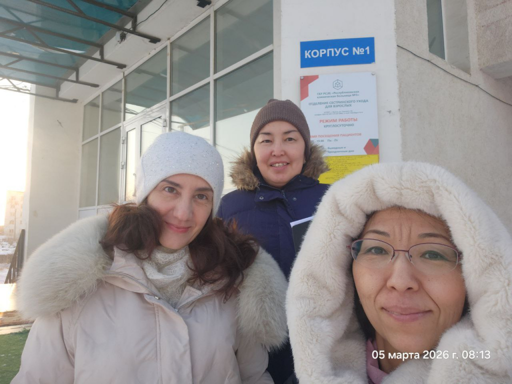 Медработники продолжают отрабатывать навыки коммуникации