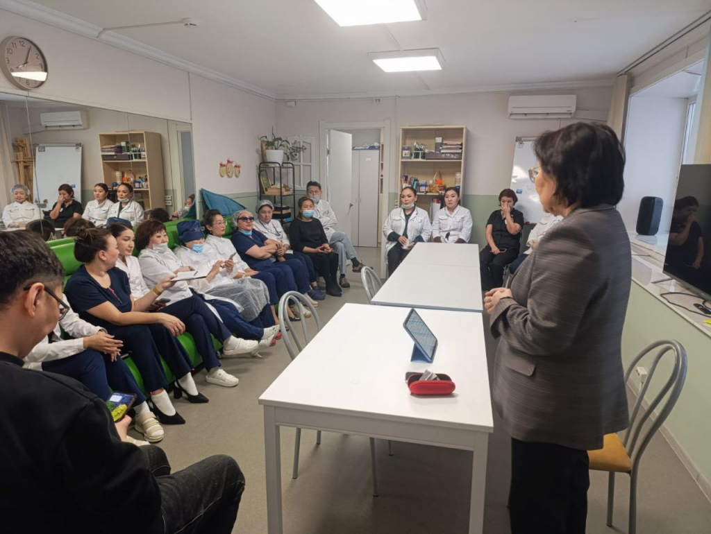 Человекоцентричность в медицине: обсудили новые стандарты и вызовы